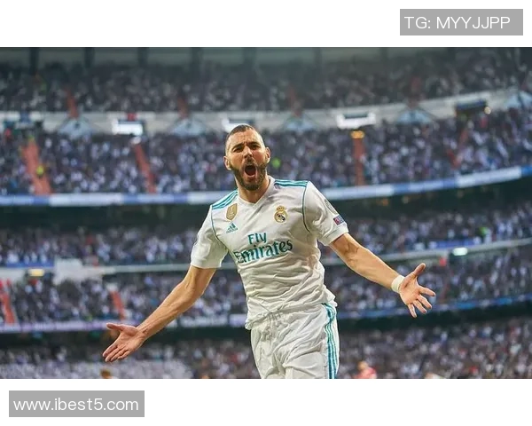 皇马战胜曼城晋级欧冠半决赛，本泽马梅开二度荣耀复仇